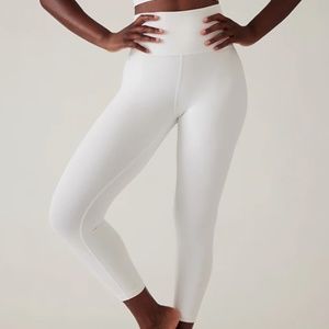Athleta White Ultra High Rise Elation 7/8 Legging